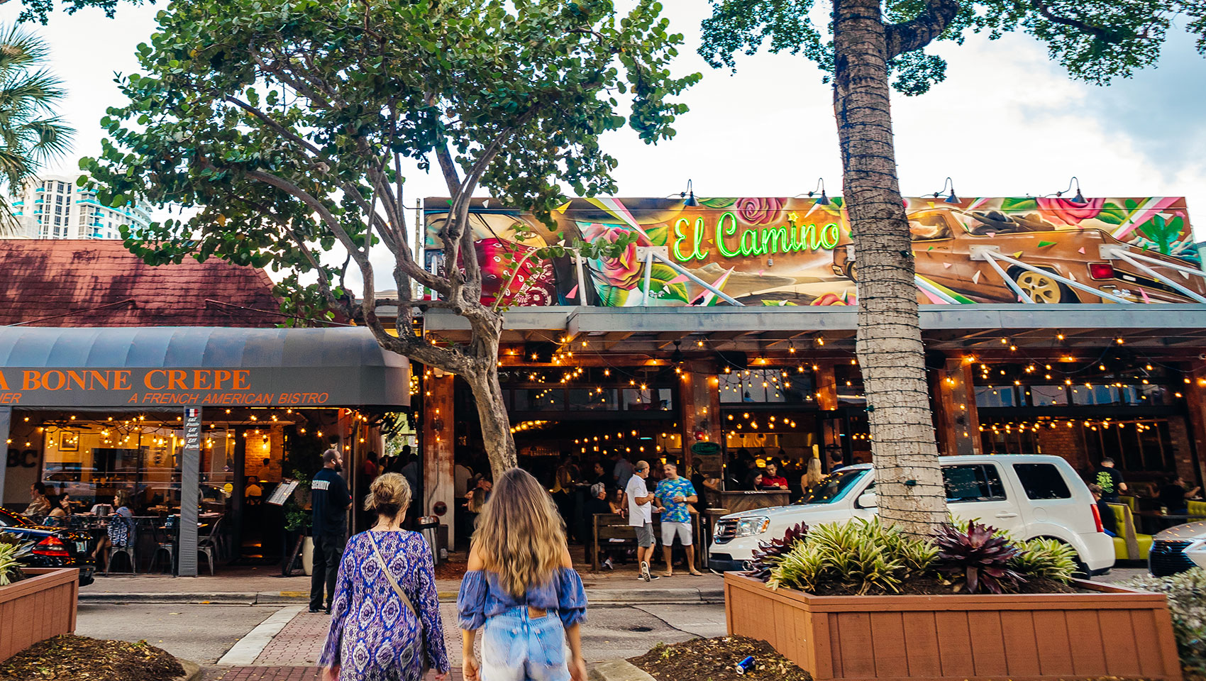 shops on las olas boulevard